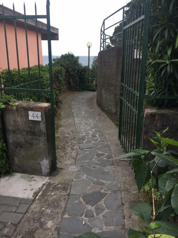 Cinqueterreblu Bougainvilleap Monterosso al Mare Exterior foto